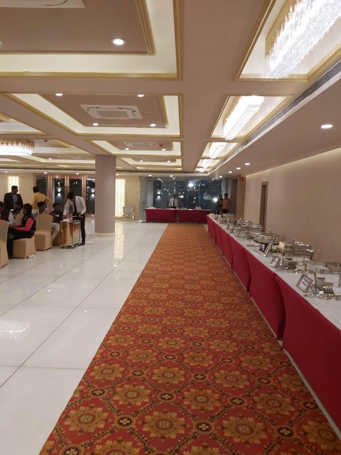 Acco Grand Hotel 勒克瑙 外观 照片