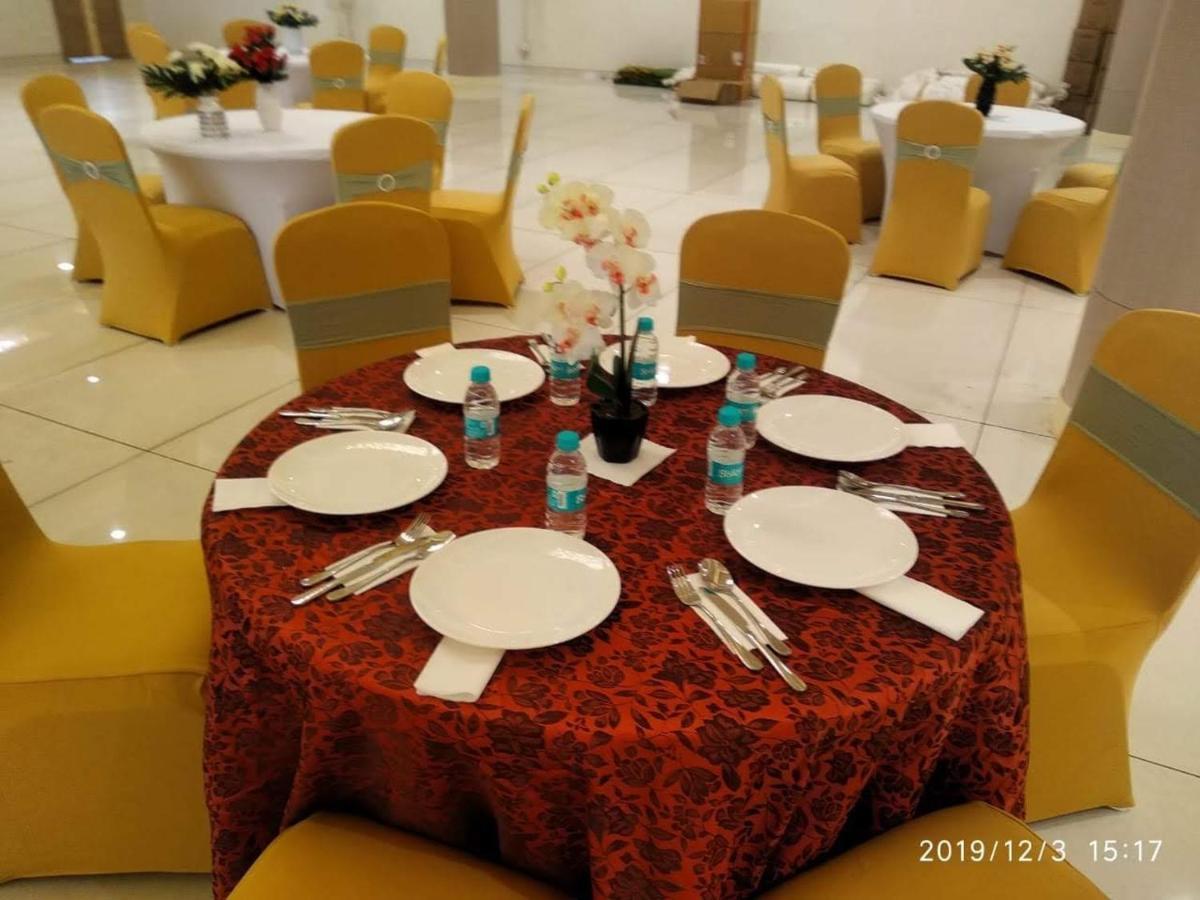 Acco Grand Hotel 勒克瑙 外观 照片